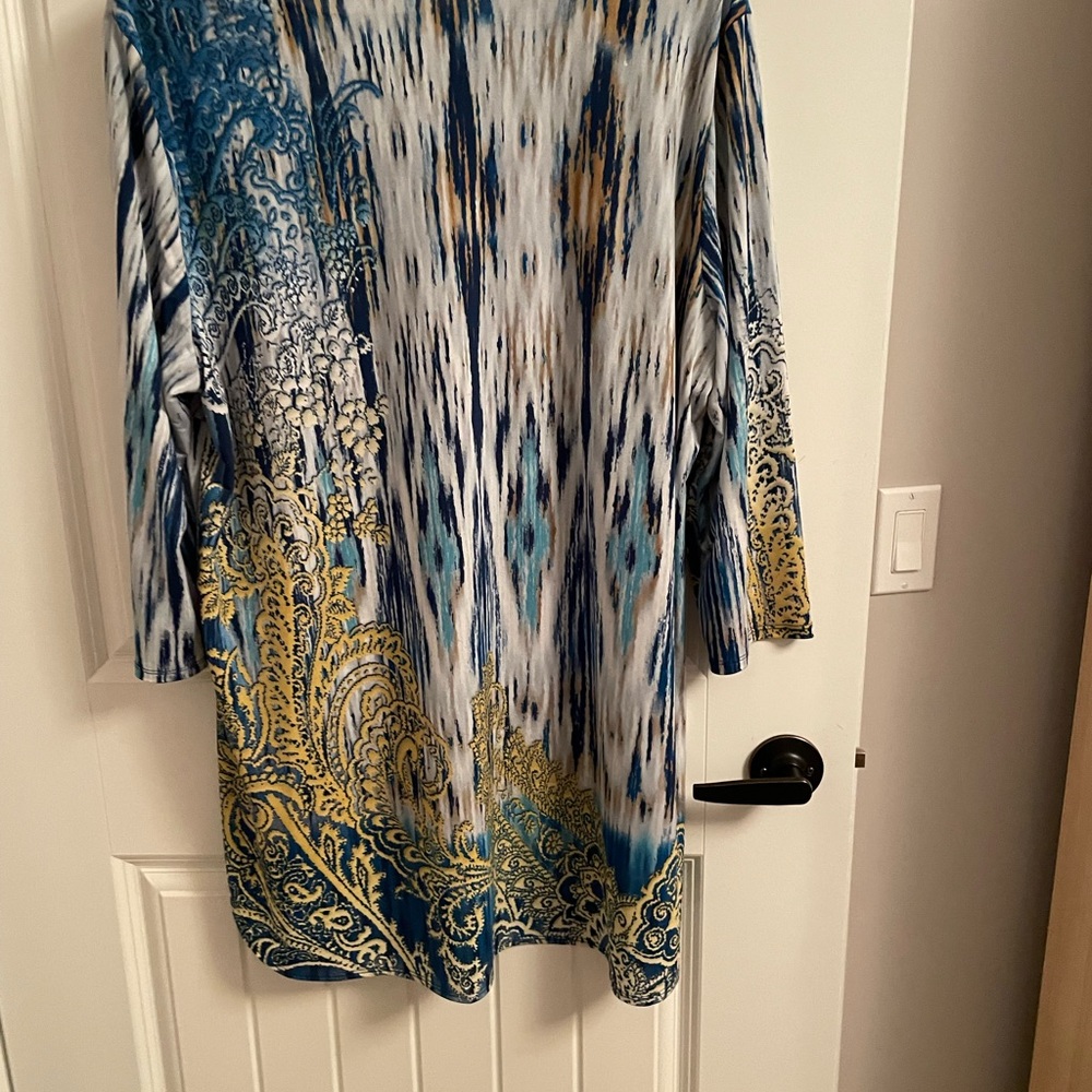 Tunic - Picture 3 of 5